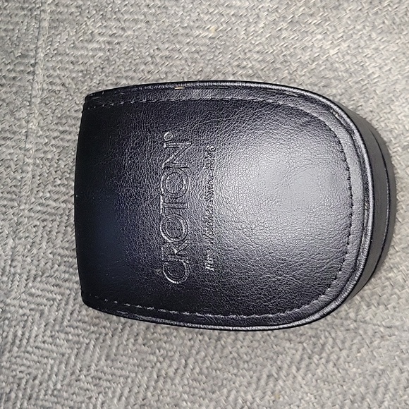 Croton Oval Face Chronomaster Men's Watch - Picture 7 of 7